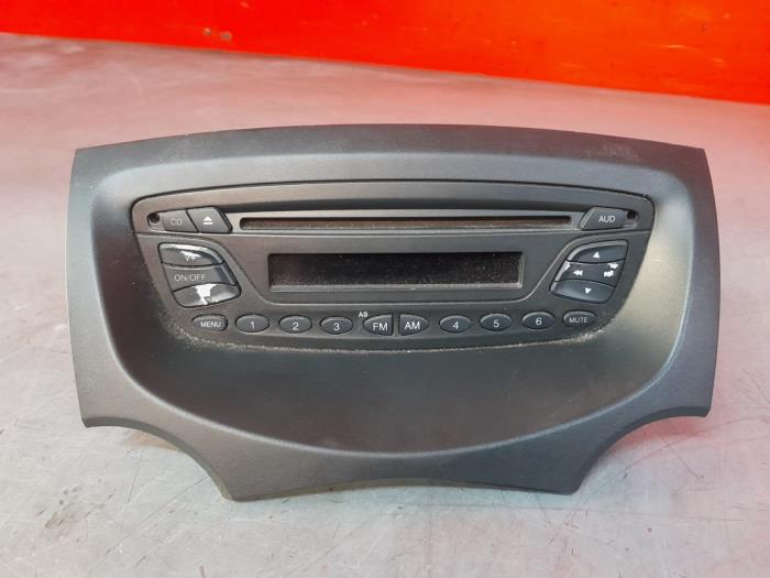 Radio CD Speler van een Ford Ka II 1.2 2011
