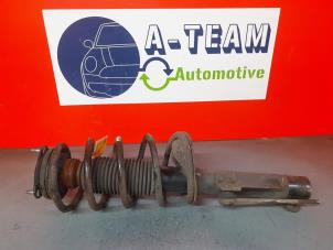 Gebruikte Schokbreker rechts-voor Ford Transit Connect 1.8 TDCi 90 Prijs € 39,99 Margeregeling aangeboden door A-Team Automotive