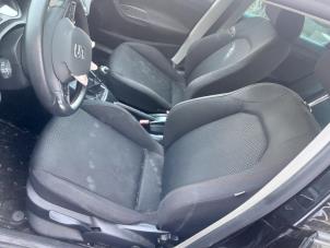 Gebruikte Interieur Bekledingsset Seat Ibiza IV (6J5) 1.2 TSI 16V Prijs € 249,99 Margeregeling aangeboden door A-Team Automotive