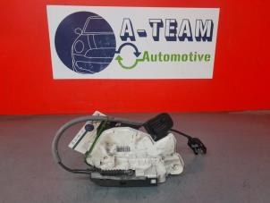 Gebruikte Deurslot Mechaniek 2Deurs links Volkswagen Caddy IV 2.0 TDI 75 Prijs € 49,99 Margeregeling aangeboden door A-Team Automotive Rotterdam