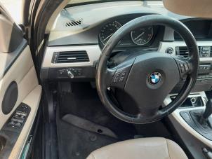 Gebruikte Stuurkolomschakelaar BMW 3 serie Touring (E91) 318d 16V Prijs op aanvraag aangeboden door A-Team Automotive Rotterdam
