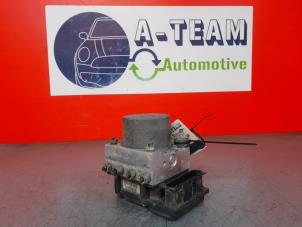 Gebruikte ABS Pomp Renault Modus/Grand Modus (JP) 1.6 16V Prijs € 29,99 Margeregeling aangeboden door A-Team Automotive