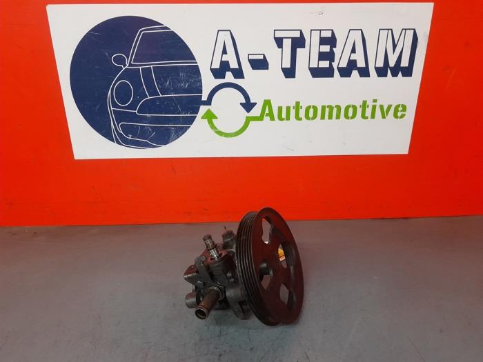 Gebruikte Pomp Servo Mitsubishi Space Star (DG) 1.6 16V Prijs € 29,99 Margeregeling aangeboden door A-Team Automotive