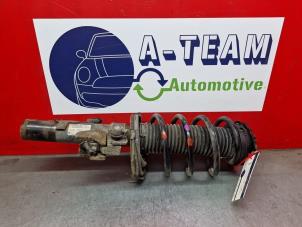 Gebruikte Schokbreker rechts-voor Ford Grand C-Max (DXA) 1.6 SCTi 16V Prijs € 39,99 Margeregeling aangeboden door A-Team Automotive