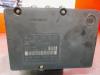 ABS Pomp van een Mercedes-Benz C (W203) 1.8 C-200K 16V 2002