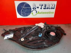 Gebruikte Raammechaniek 4Deurs links-achter Kia Niro I (DE) 64 kWh Prijs € 100,00 Margeregeling aangeboden door A-Team Automotive Rotterdam