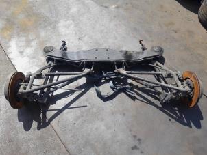 Gebruikte Fusee rechts-achter Maserati Ghibli II (336B) 2.0 24V Biturbo Prijs op aanvraag aangeboden door A-Team Automotive