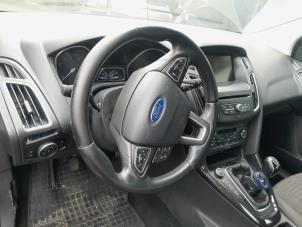 Gebruikte Combischakelaar Stuurkolom Ford Focus 3 Wagon 1.0 Ti-VCT EcoBoost 12V 125 Prijs € 39,99 Margeregeling aangeboden door A-Team Automotive