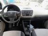 Radio CD Speler van een Seat Mii, 2011 1.0 12V, Hatchback, Benzine, 999cc, 44kW (60pk), FWD, CHYA, 2011-10 / 2019-07 2015