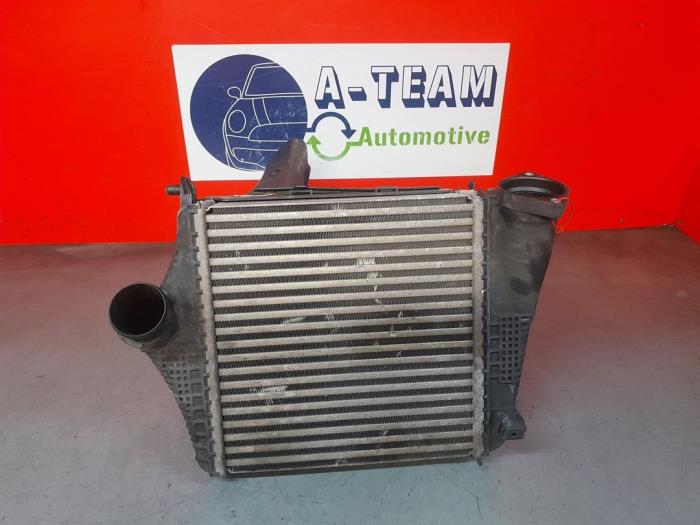 Gebruikte Intercooler Porsche Cayenne III (9YA) 2.9 Biturbo V6 24V S Prijs € 249,99 Margeregeling aangeboden door A-Team Automotive