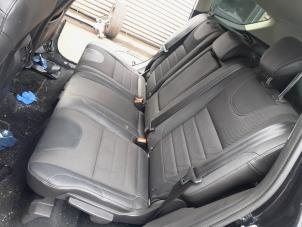 Gebruikte Veiligheidsgordel midden-achter Ford Kuga II (DM2) 1.6 EcoBoost 16V Prijs op aanvraag aangeboden door A-Team Automotive Rotterdam