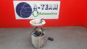 Gebruikte Benzinepomp Mini Countryman (F60) 1.5 12V Cooper Prijs € 99,99 Margeregeling aangeboden door A-Team Automotive