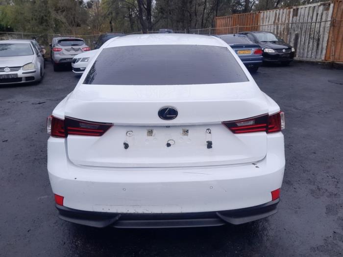 Gebruikte Aircopomp Lexus IS (E3) 300h 2.5 16V Prijs € 299,99 Margeregeling aangeboden door A-Team Automotive