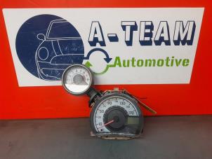 Gebruikte Instrumentenpaneel Toyota Aygo (B10) 1.0 12V VVT-i Prijs € 29,99 Margeregeling aangeboden door A-Team Automotive