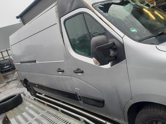Spiegel Buiten rechts van een Renault Master III (MA/MB/MC/MD/MH/MF/MG/MH) 2.3 Energy dCi 180 Twin Turbo 16V FWD 2021