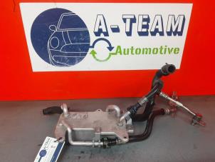 Gebruikte Oliekoeler Porsche Cayenne III (9YA) 2.9 Biturbo V6 24V S Prijs € 69,99 Margeregeling aangeboden door A-Team Automotive