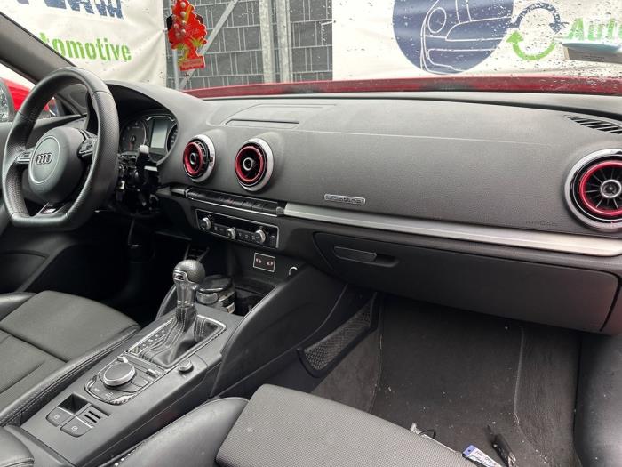 Boite à gants occasion Audi A3 Sportback (8VA, 8VF) 2.0 tdi (2012-2020) 5  portes 8V1857035D6PS