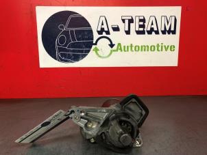 Gebruikte Startmotor Mercedes Citan (415.7) 1.2 112 Kombi Prijs € 24,99 Margeregeling aangeboden door A-Team Automotive