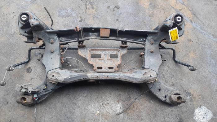 Gebruikte Subframe Maserati Ghibli III 3.0 S Q4 Biturbo V6 24V Prijs € 399,99 Margeregeling aangeboden door A-Team Automotive