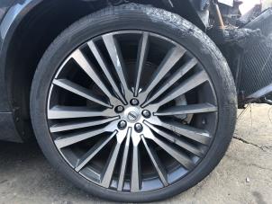 Gebruikte Velg Volvo XC90 II 2.0 T8 16V eAWD Prijs € 499,99 Margeregeling aangeboden door A-Team Automotive