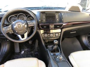 Gebruikte Radio CD Speler Mazda 6 (GJ/GH/GL) 2.0 SkyActiv-G 165 16V Prijs op aanvraag aangeboden door A-Team Automotive Rotterdam