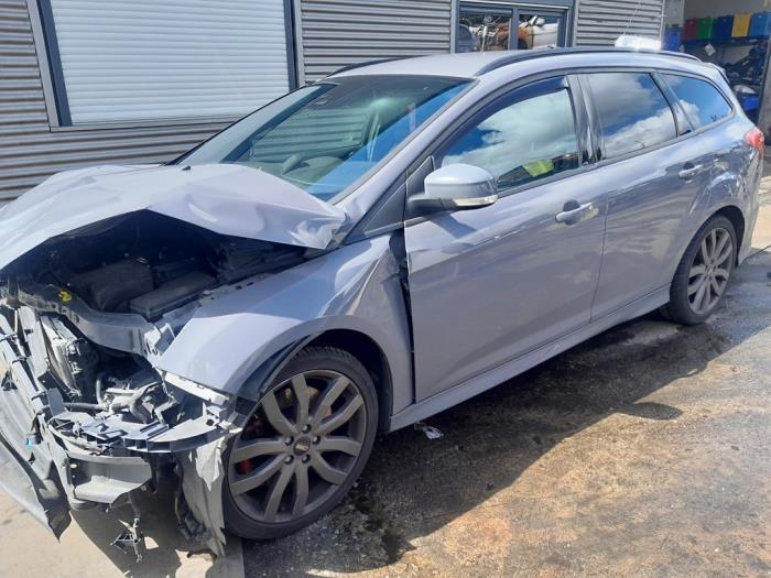 Gebruikte Aandrijfas links-voor Ford Focus 3 Wagon 2.0 ST EcoBoost 16V Prijs op aanvraag aangeboden door A-Team Automotive