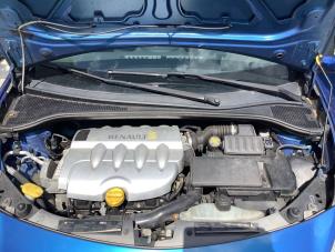Gebruikte Motor Renault Clio III (BR/CR) 1.6 16V Prijs op aanvraag aangeboden door A-team Automotive Hellevoetsluis