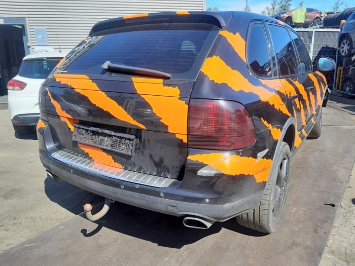 Gebruikte Steekas rechts-achter Porsche Cayenne (9PA) 4.5 S V8 32V Prijs € 74,99 Margeregeling aangeboden door A-team Automotive