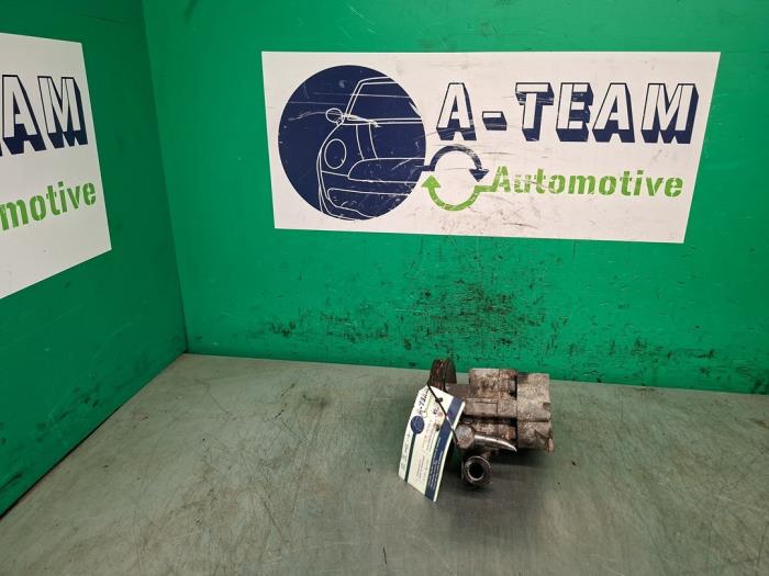 Gebruikte Pomp Servo Chevrolet Cruze (305) 1.6 16V VVT Prijs € 79,99 Margeregeling aangeboden door A-team Automotive