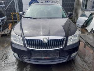 Gebruikte Frontpaneel Skoda Octavia Combi (1Z5) 1.2 TSI Prijs € 69,99 Margeregeling aangeboden door A-Team Automotive