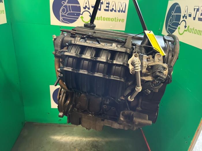 Motor van een Daewoo Kalos (SF48) 1.4 16V 2003