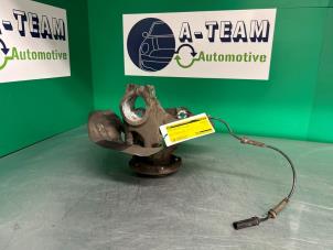 Gebruikte Asschenkel links-voor BMW 3 serie (F30) 330d 3.0 24V Prijs € 29,99 Margeregeling aangeboden door A-team Automotive