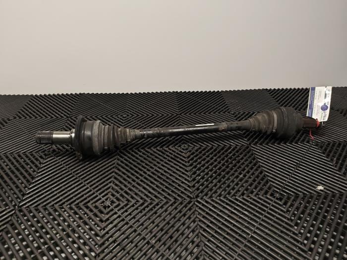 Gebruikte Aandrijfas rechts-achter BMW 3 serie (F30) 330d 3.0 24V Prijs € 44,99 Margeregeling aangeboden door A-team Automotive