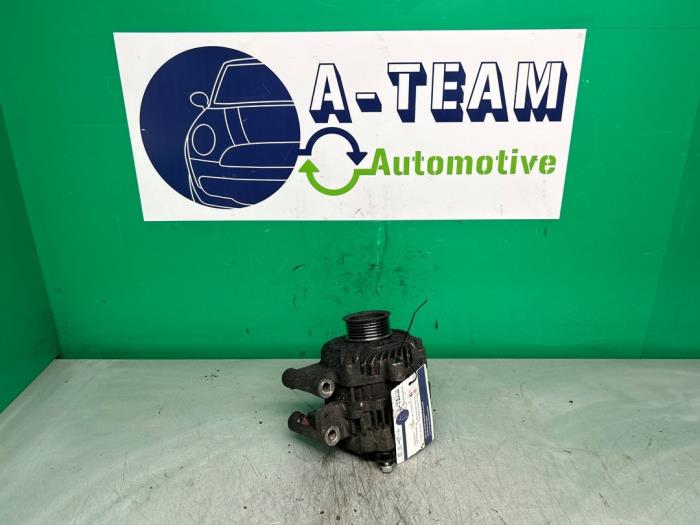 Gebruikte Dynamo Suzuki Grand Vitara II (JT) 2.4 16V Prijs € 39,99 Margeregeling aangeboden door A-team Automotive