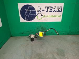 Gebruikte Adblue pomp Volkswagen Transporter/Caravelle T6 2.0 TDI DRF Prijs € 314,99 Margeregeling aangeboden door A-team Automotive