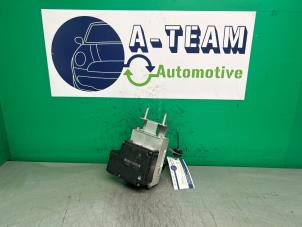 Gebruikte ABS Pomp BMW 3 serie (E46/4) 320i 24V Prijs € 49,99 Margeregeling aangeboden door A-team Automotive