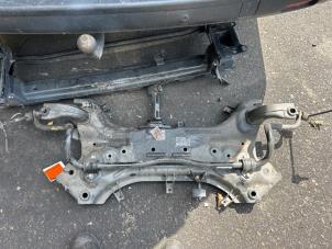 Gebruikte Subframe Hyundai Bayon 1.0 T-GDI 12V Mild Hybrid 48V Prijs € 299,99 Margeregeling aangeboden door A-team Automotive