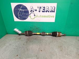 Gebruikte Steekas links-voor Hyundai Bayon 1.0 T-GDI 12V Mild Hybrid 48V Prijs € 499,99 Margeregeling aangeboden door A-team Automotive