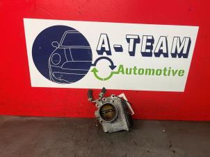 Gebruikte Gasklephuis Toyota Avensis Wagon (T25/B1E) 2.0 16V VVT-i D4 Prijs € 39,99 Margeregeling aangeboden door A-Team Automotive