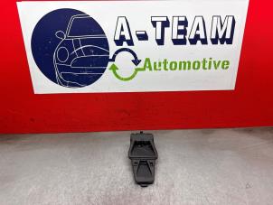 Gebruikte Sensor Remassistent Volvo V70 (BW) 2.0 D3 16V Prijs € 29,99 Margeregeling aangeboden door A-Team Automotive