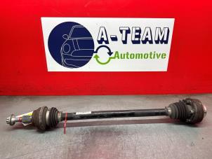 Gebruikte Aandrijfas rechts-achter Volkswagen Tiguan (AD1) 2.0 TSI 16V 4Motion Prijs € 174,99 Margeregeling aangeboden door A-Team Automotive