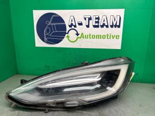 Gebruikte Koplamp links Tesla Model S 75 Prijs € 999,99 Margeregeling aangeboden door A-team Automotive