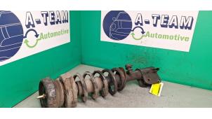 Gebruikte Schokdemper links-voor Nissan Primastar 2.5 dCi 140 16V Prijs € 49,99 Margeregeling aangeboden door A-team Automotive