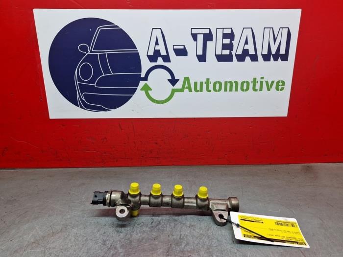Gebruikte Common rail (Injectie) Opel Insignia 2.0 CDTI 16V 130 Ecotec Prijs € 39,99 Margeregeling aangeboden door A-Team Automotive