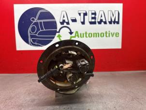 Gebruikte Benzinepomp Hyundai i10 (F5) 1.1i 12V Prijs € 24,95 Margeregeling aangeboden door A-Team Automotive