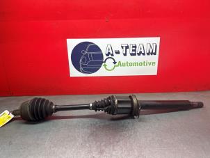 Gebruikte Aandrijfas rechts-voor Volkswagen Transporter Prijs € 149,99 Margeregeling aangeboden door A-Team Automotive