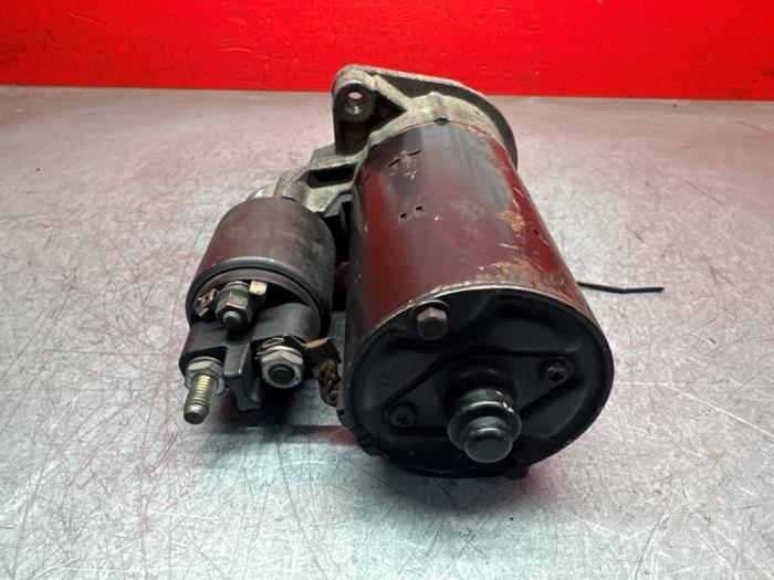 Startmotor van een BMW 3 serie (E46/2) 325 Ci 24V 2000