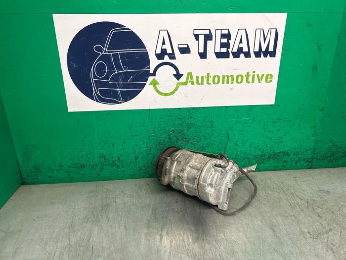 Gebruikte Pomp Airco Mercedes E (W213) E-200 2.0 Turbo 16V Prijs € 49,99 Margeregeling aangeboden door A-team Automotive