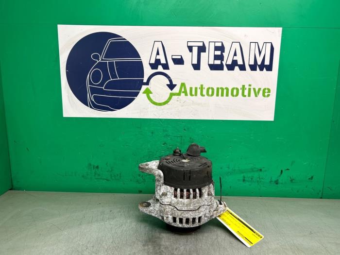 Gebruikte Dynamo Nissan Terrano II (R20/TR50) 2.7 TDi Prijs € 49,99 Margeregeling aangeboden door A-team Automotive