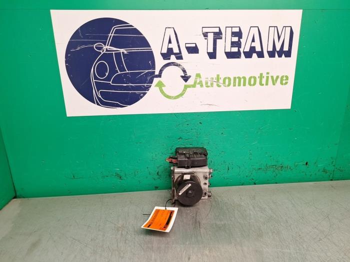 Gebruikte ABS Pomp Ford Fiesta 6 (JA8) 1.6 TDCi 16V Prijs € 49,99 Margeregeling aangeboden door A-team Automotive